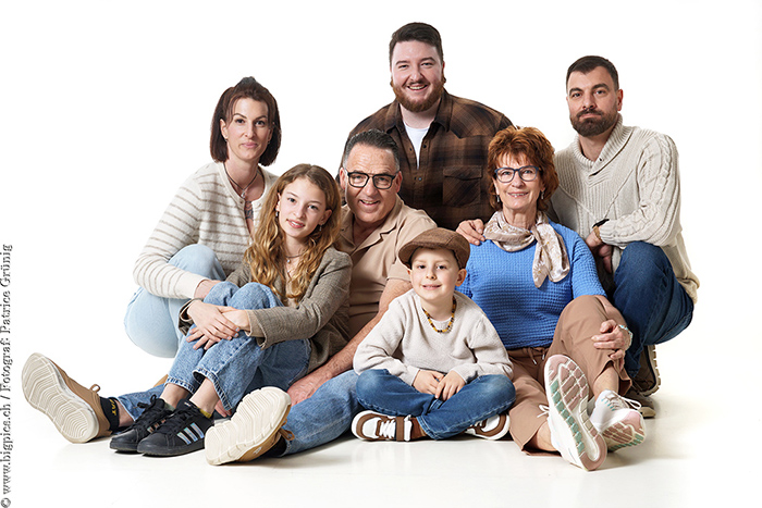 Familien Fotoshooting im Fotostudio in Wolfwil nähe Langenthal und Olten im Kanton