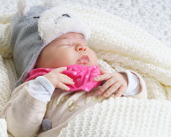 Newborn Fotoshooting im Kanton Solothurn nähe Olten und Langenthal